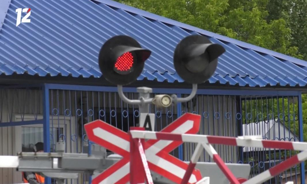 Под Омском два дня будет закрыт переезд черед ж/д пути