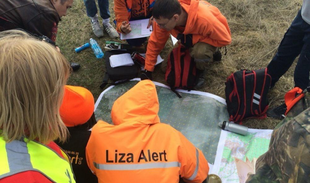 Живыми нашли 423 человек, мёртвыми — 26: поисковый отряд «Лиза Алерт» подвёл итоги года 