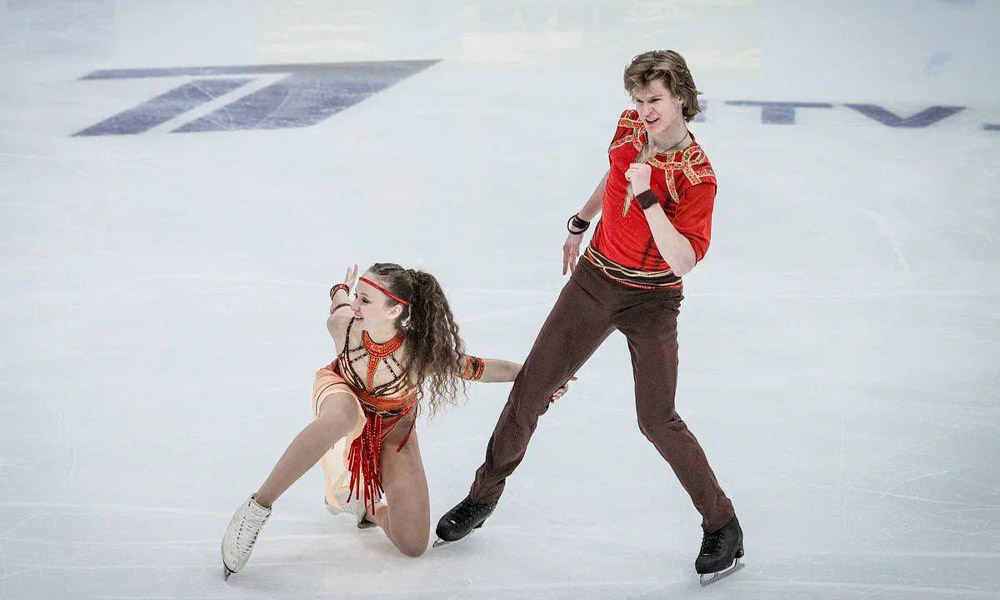 Виталий Хоценко рассказал о старте всероссийских состязаний по фигурному катанию в Омске