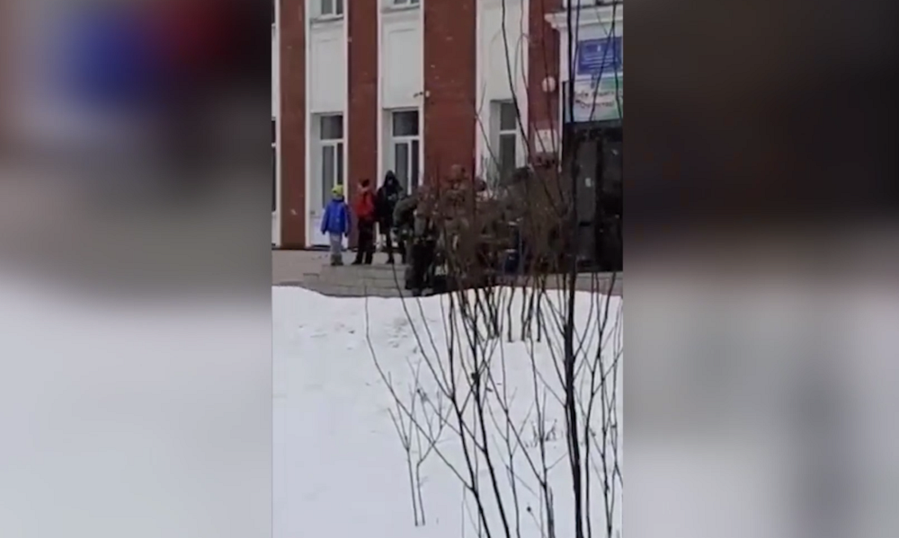 Прокуратура Октябрьского округа Омска начала проверку по факту пожара в здании школы № 56