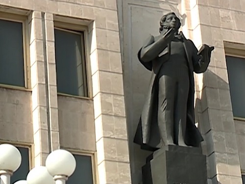 В России отмечают 220 лет со дня рождения Александра Пушкина