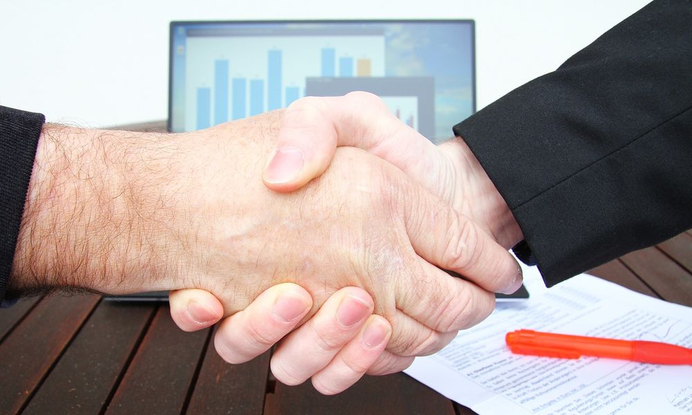 Омич, руководивший организацией мелиорации, пойдёт под суд за ущерб в 15,5 млн рублей