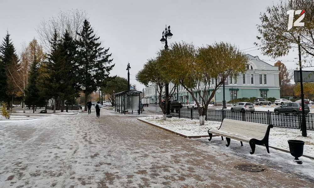 В Омске обновят 12 остановок общественного транспорта