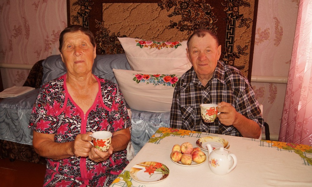 Вместе 60 лет: супруги из Павлоградского района раскрыли секрет счастливого брака