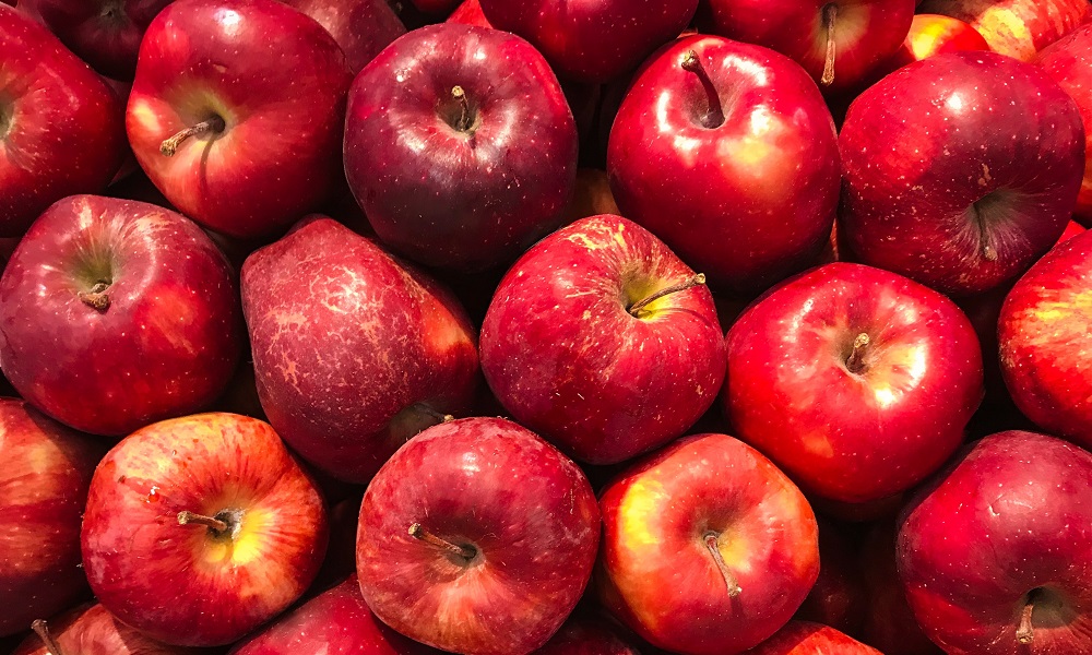 В минздраве Омской области рассказали, чем полезны яблоки