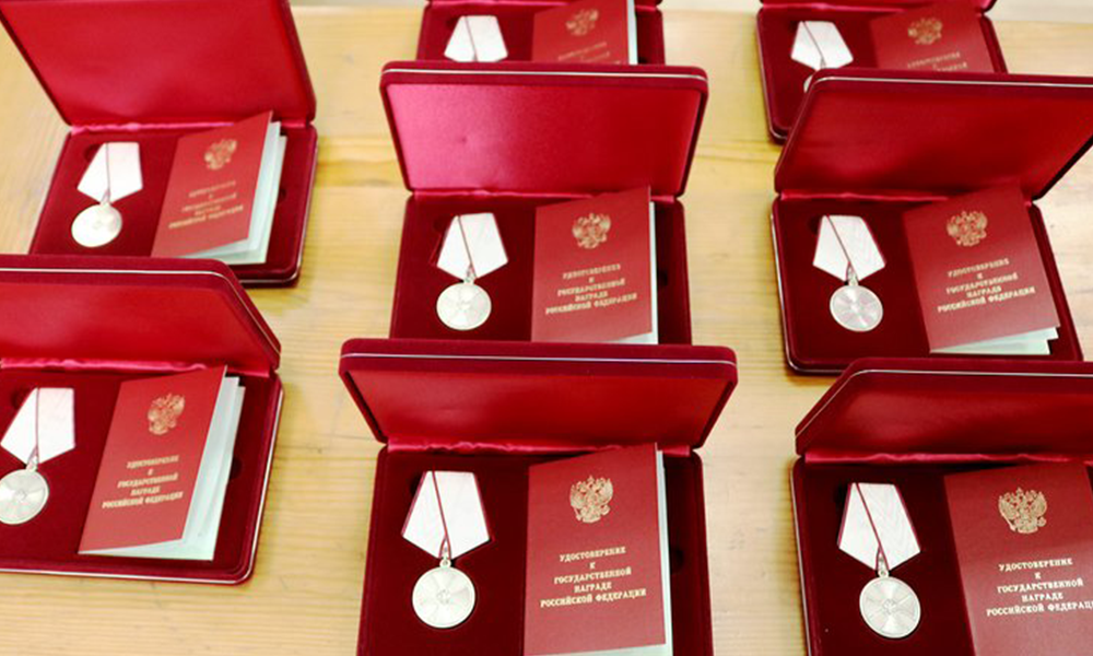 Президент России наградил главного балетмейстера Омского русского народного хора Зуфара Толбеева