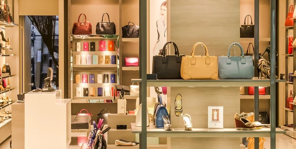 Омичи соскучились по шопингу