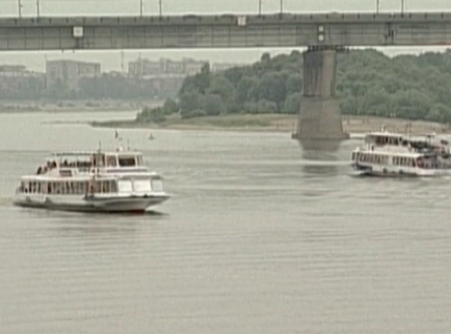 Омичи смогут добраться до Салехарда по воде