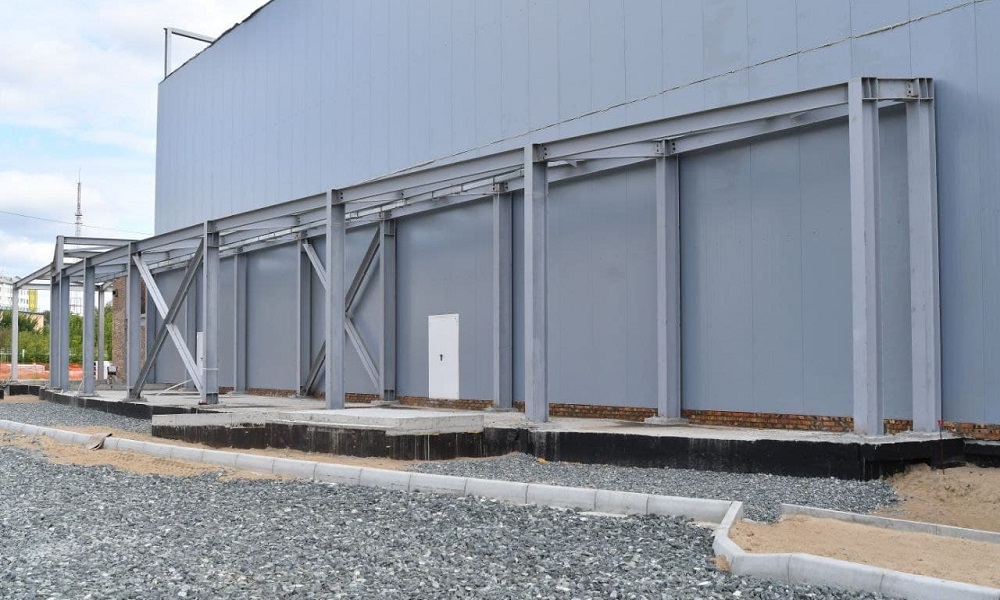 В Омске объявили торги по завершению строительства крытого катка в Нефтяниках 