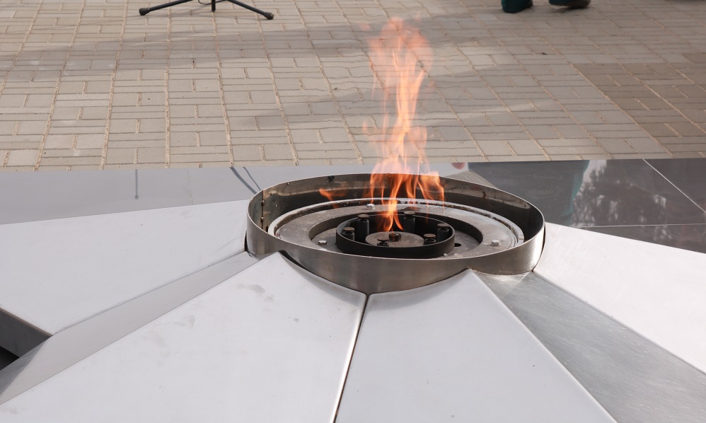 Ко Дню Победы в Омском районе девять мемориальных комплексов с Вечным огнём подключат к сетевому газу 