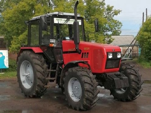 Лесхозы Омской области пополнились новой техникой