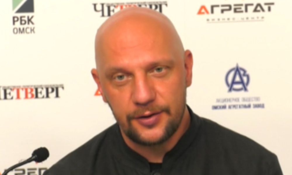 СМИ: Лидера омской рэп-группы «25/17» подстрелили в центре Москвы из травматического пистолета 