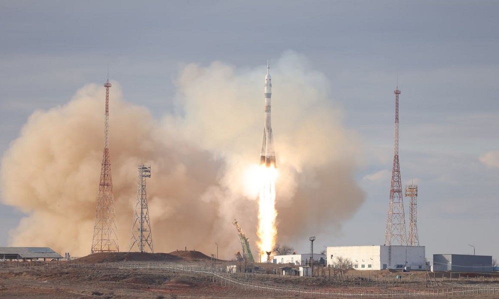 «Союз МС-25»  с тремя космонавтами  на борту успешно стартовал с Байконура