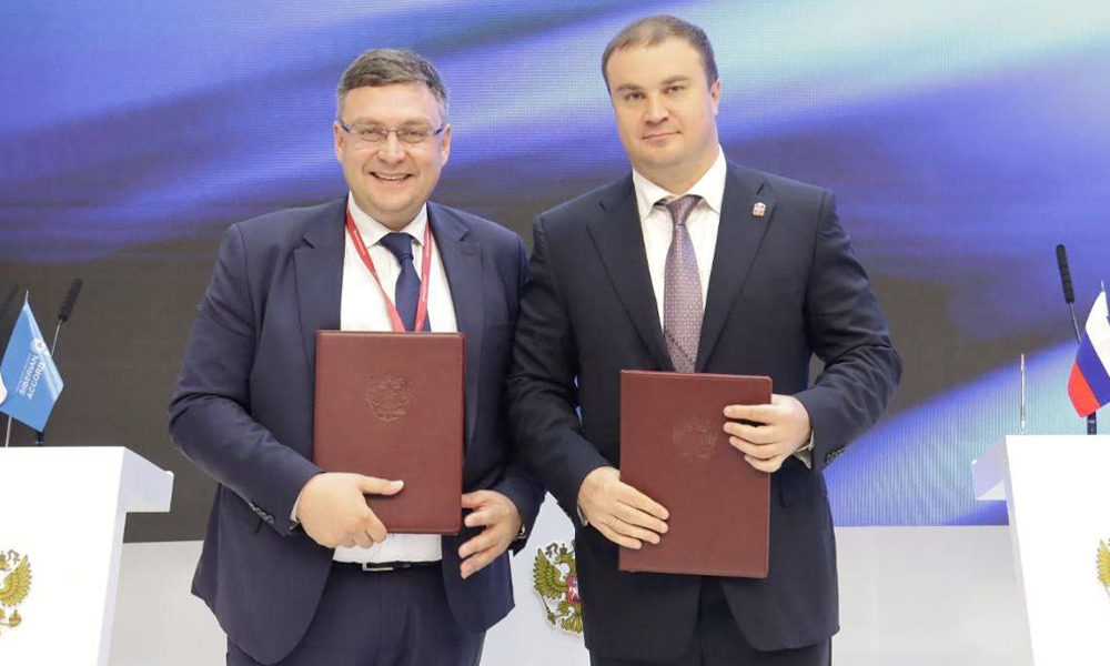 Виталий Хоценко подписал соглашение с Центром знаний «Машук» о развитии молодёжной политики