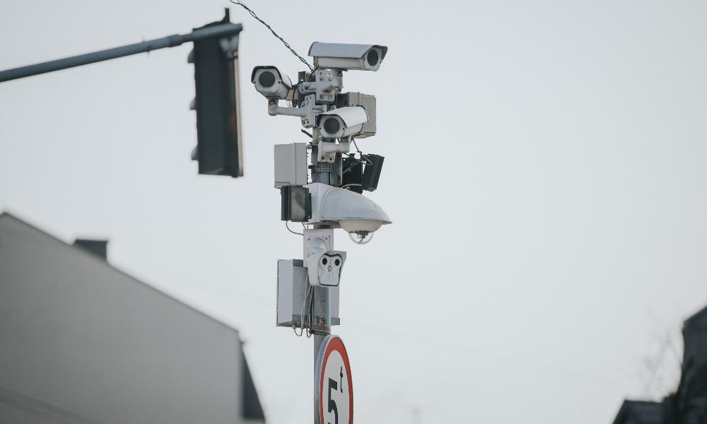 В Омске на перекрёстках, где чаще всего случаются аварии, установили камеры фиксации нарушений ПДД