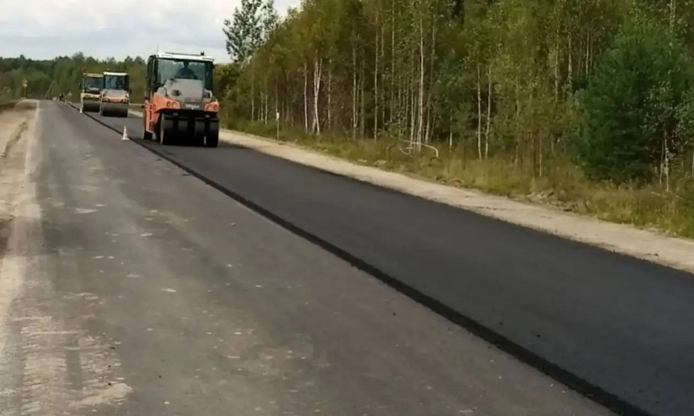 В Тевризском районе продолжается ремонт дороги Тара – Усть-Ишим
