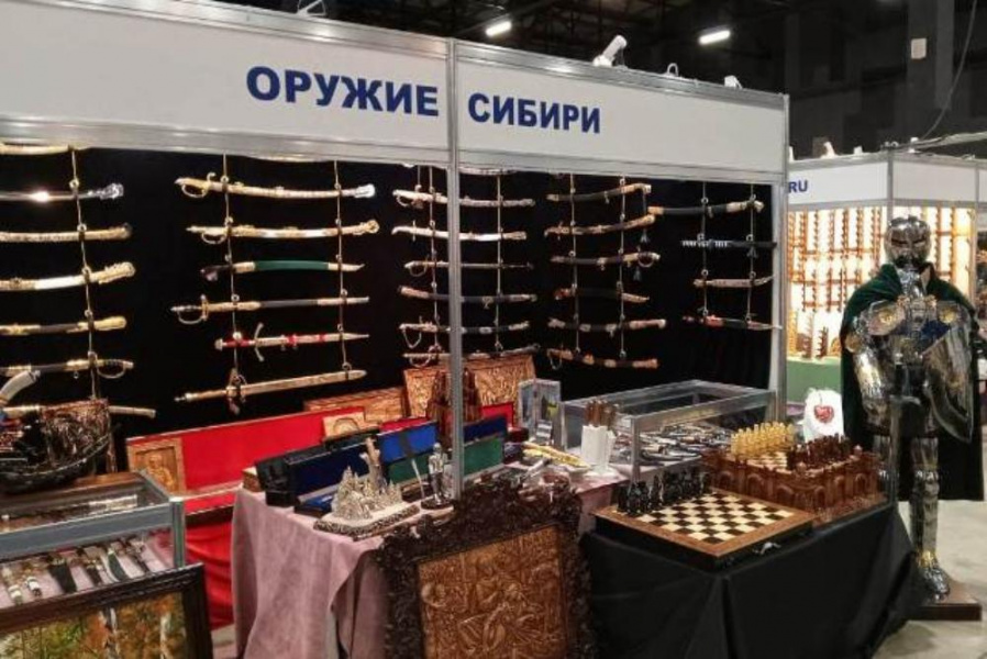 Клинки, изготовленные осуждёнными в омской колонии, одержали победу на выставке холодного оружия 