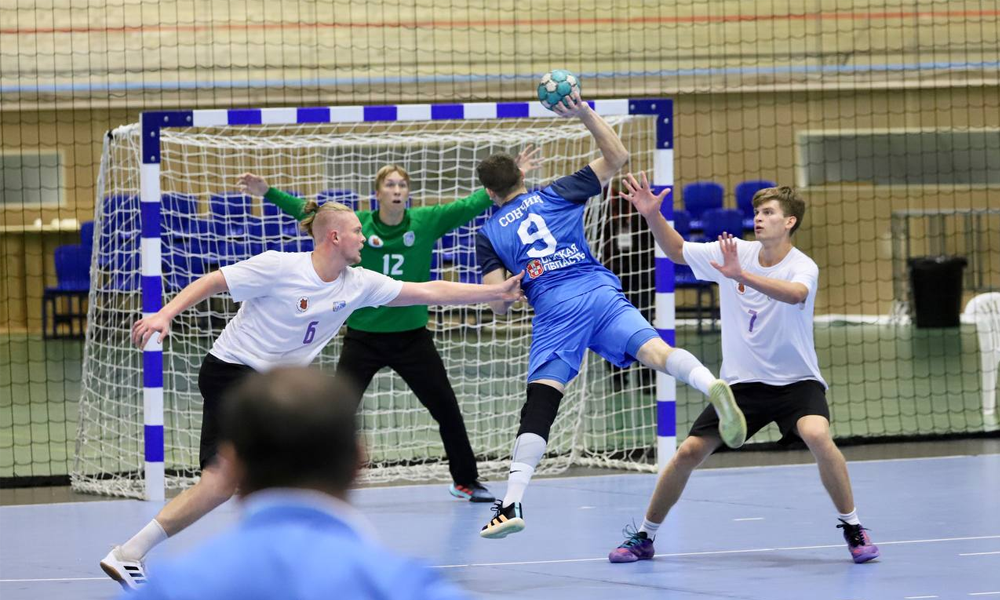 «Скиф» стартовал на чемпионате России по гандболу с победы