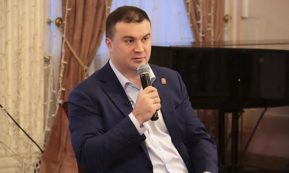 Виталий Хоценко пообщается с омскими журналистами в День российской печати