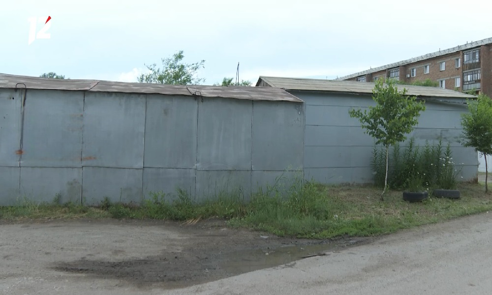 Омич похитил гараж и продал его за 100 тысяч рублей