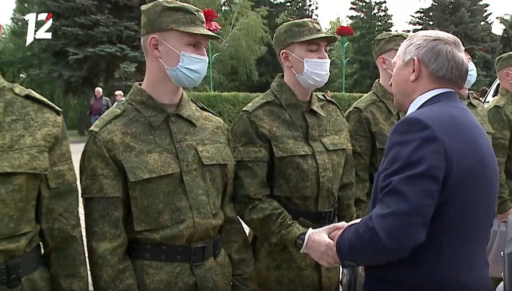 На военную службу из Омской области отправят более двух тысяч парней 
