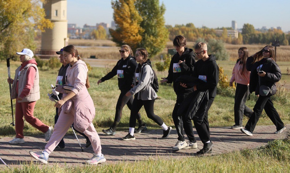 День ходьбы в Омске собрал более 1000 участников