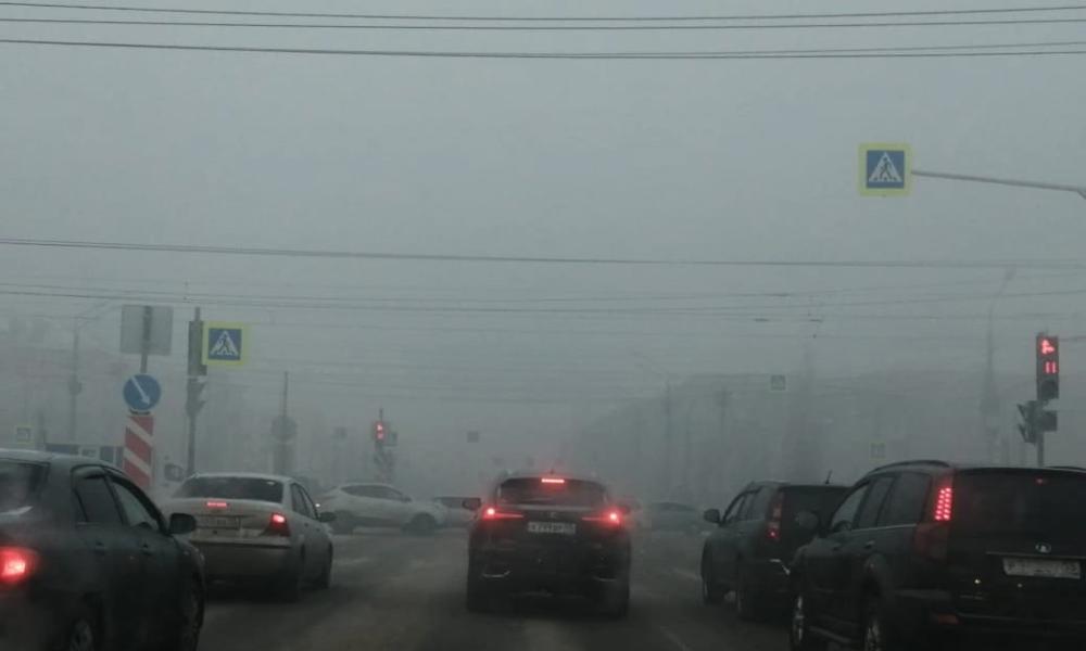 Автоинспекторы напоминают омичам об опасности тумана