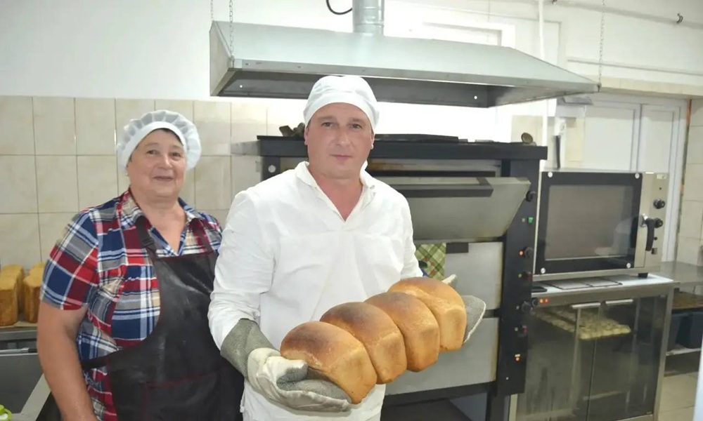 Семья из Омской области открыла пекарню благодаря социальному контракту