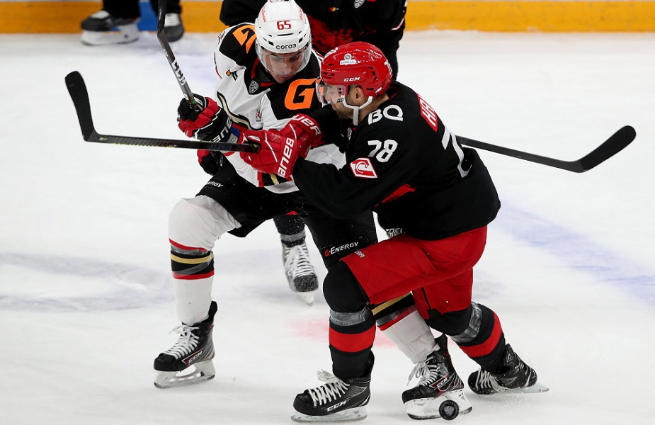 "Авангард" против "Спартака": омичи проведут матч без зрителей