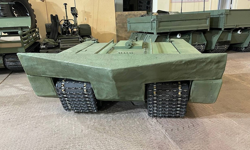 Курсанты омского института создали плавающий робот «Омич-Водомёт»