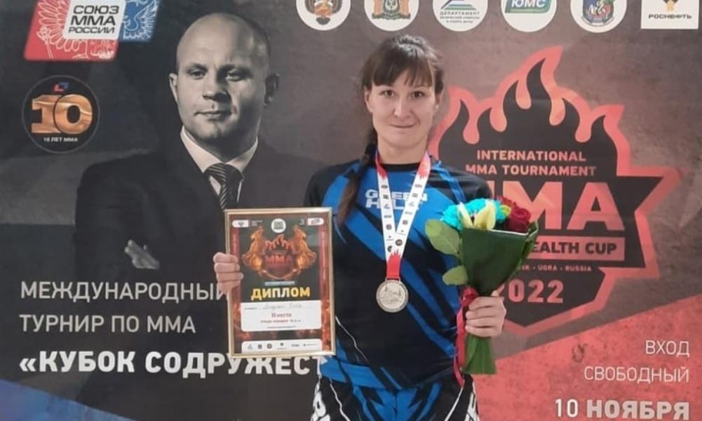 Омичка Ольга Лагодная завоевала серебро на международном турнире по ММА 