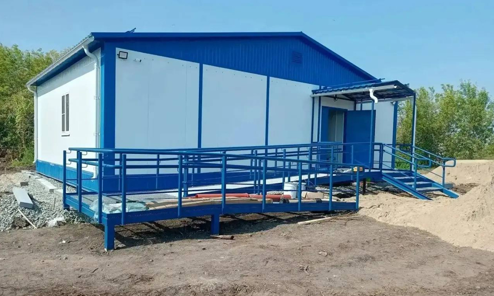 В Калачинском районе завершается строительство ФАПа