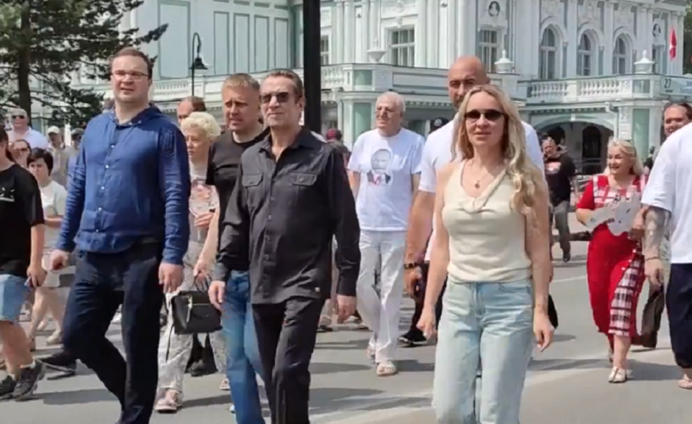 Виталий Хоценко и Владимир Машков посетили Пешеходный Любинский