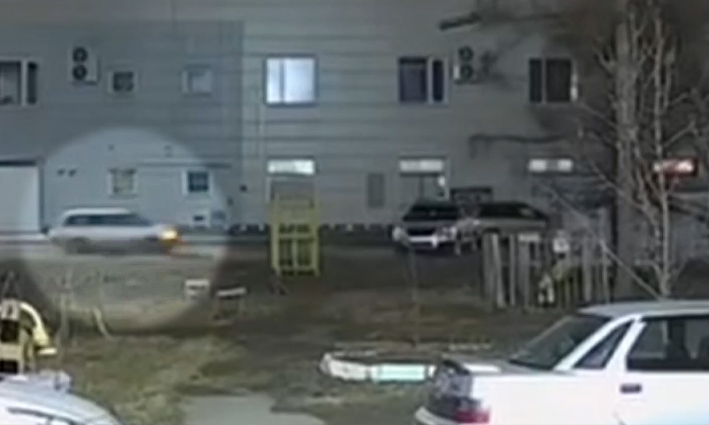 Омич угнал «Жигули», чтобы доскочить до магазина, но по пути устроил ДТП