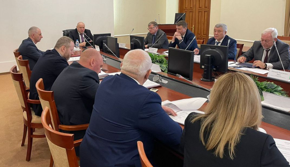 Заместитель мэра Омска Владимир Куприянов получил выговор за плохую работу городского транспорта