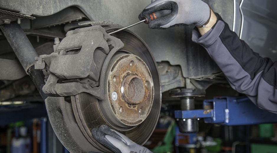 Россияне стали чаще ремонтировать свои автомобили