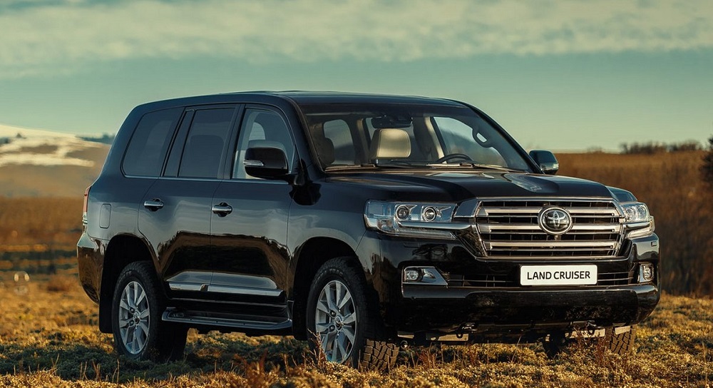 Пьяный омич угнал у соседа по гаражу Toyota Land Cruiser