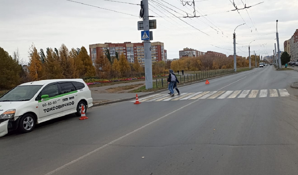 В Омске сбили подростка на пешеходном переходе