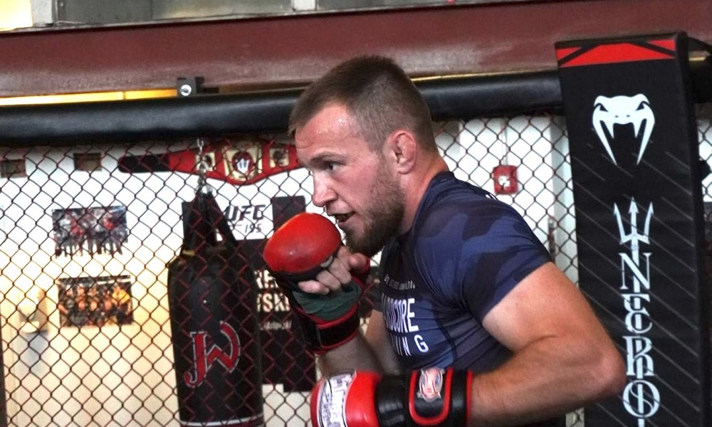 Омский боец ММА Николай Киоссе одержал победу нокаутом на турнире Fury FC в Хьюстоне