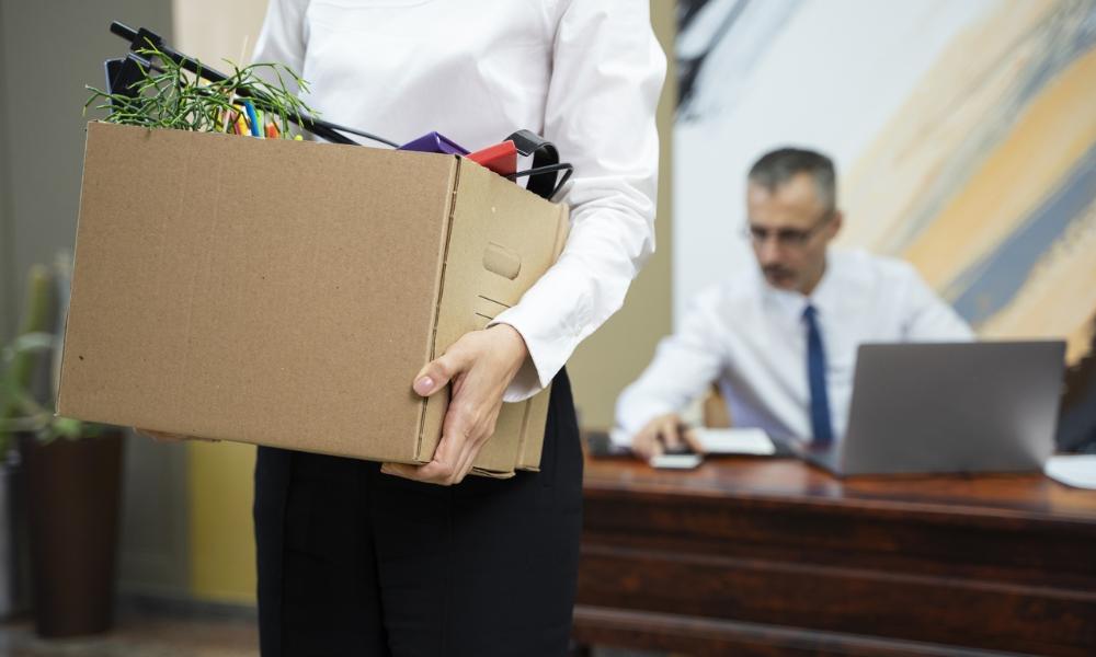 За появление на работе в пьяном виде теперь могут официально уволить 