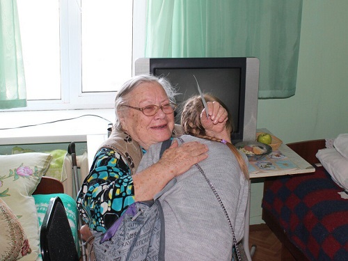 Омичей приглашают поучаствовать в проекте "Старость в радость" 