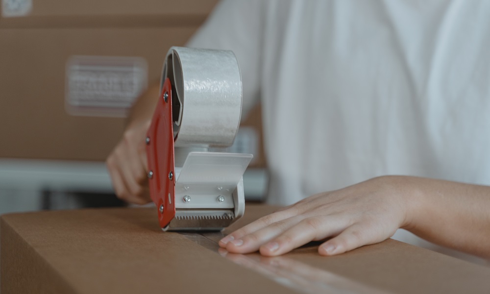 «Пусть валят!»: 47% омичей готовы полностью или частично отказаться от компаний, которые уходят с рынка России