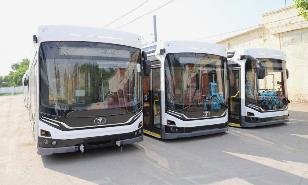 Омской области дополнительно выделят 300 млн рублей на закупку общественного транспорта