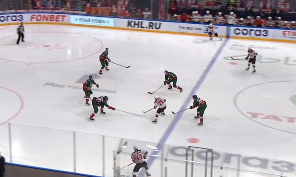 Перед голом Каски.jpg Перед голом Каски.jpg