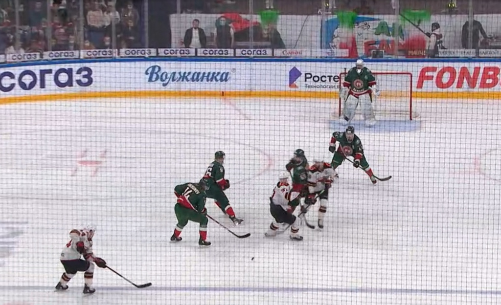 Перед голом Покки.jpg Перед голом Покки.jpg